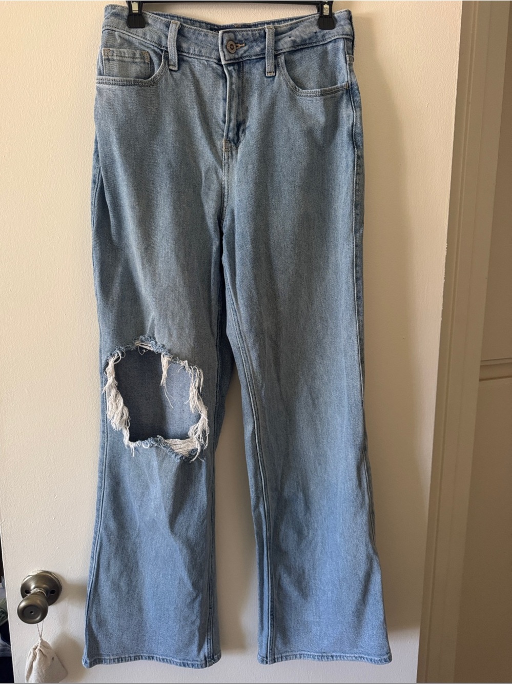 Hollister Vintage Stretch High Rise Baggy Flare Jeans with Distressed Knee